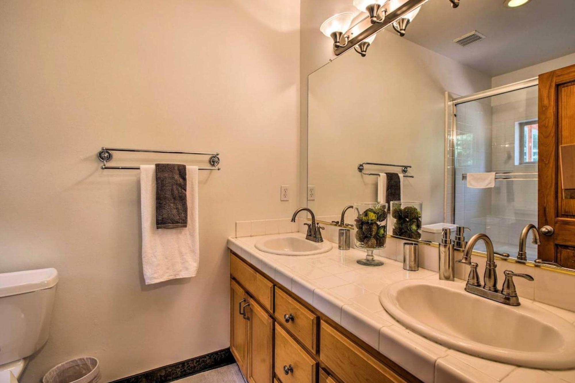 Moosetrack By Avantstay Cozy Cabin In The Of Tahoe Donner W Hot Tub Truckee Buitenkant foto