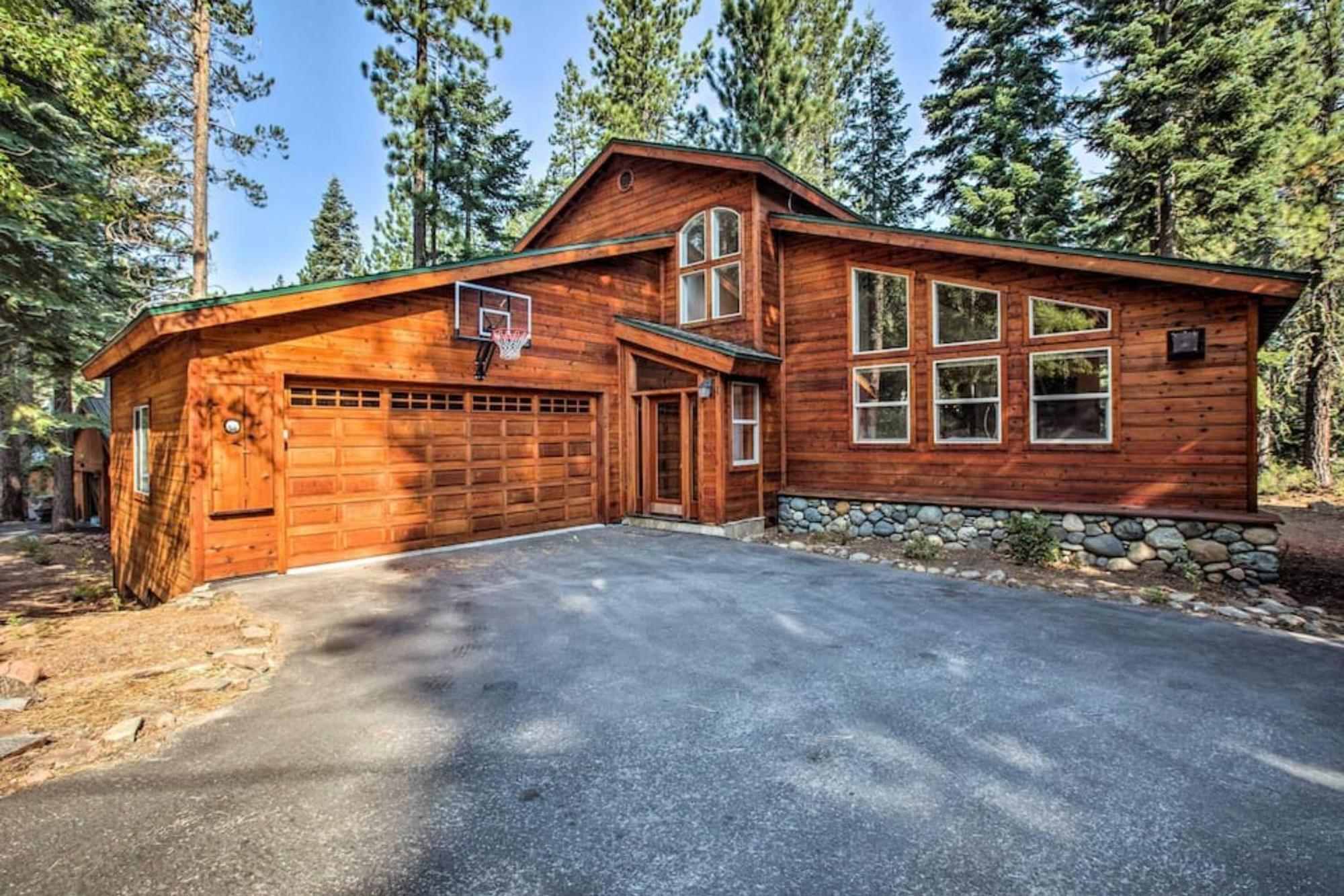 Moosetrack By Avantstay Cozy Cabin In The Of Tahoe Donner W Hot Tub Truckee Buitenkant foto