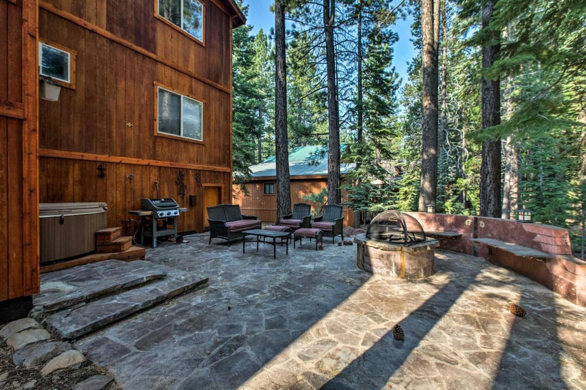 Moosetrack By Avantstay Cozy Cabin In The Of Tahoe Donner W Hot Tub Truckee Buitenkant foto